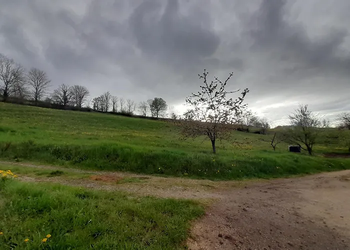 Holiday home Maisonnette Pres Des Bois Monistrol-d'Allier